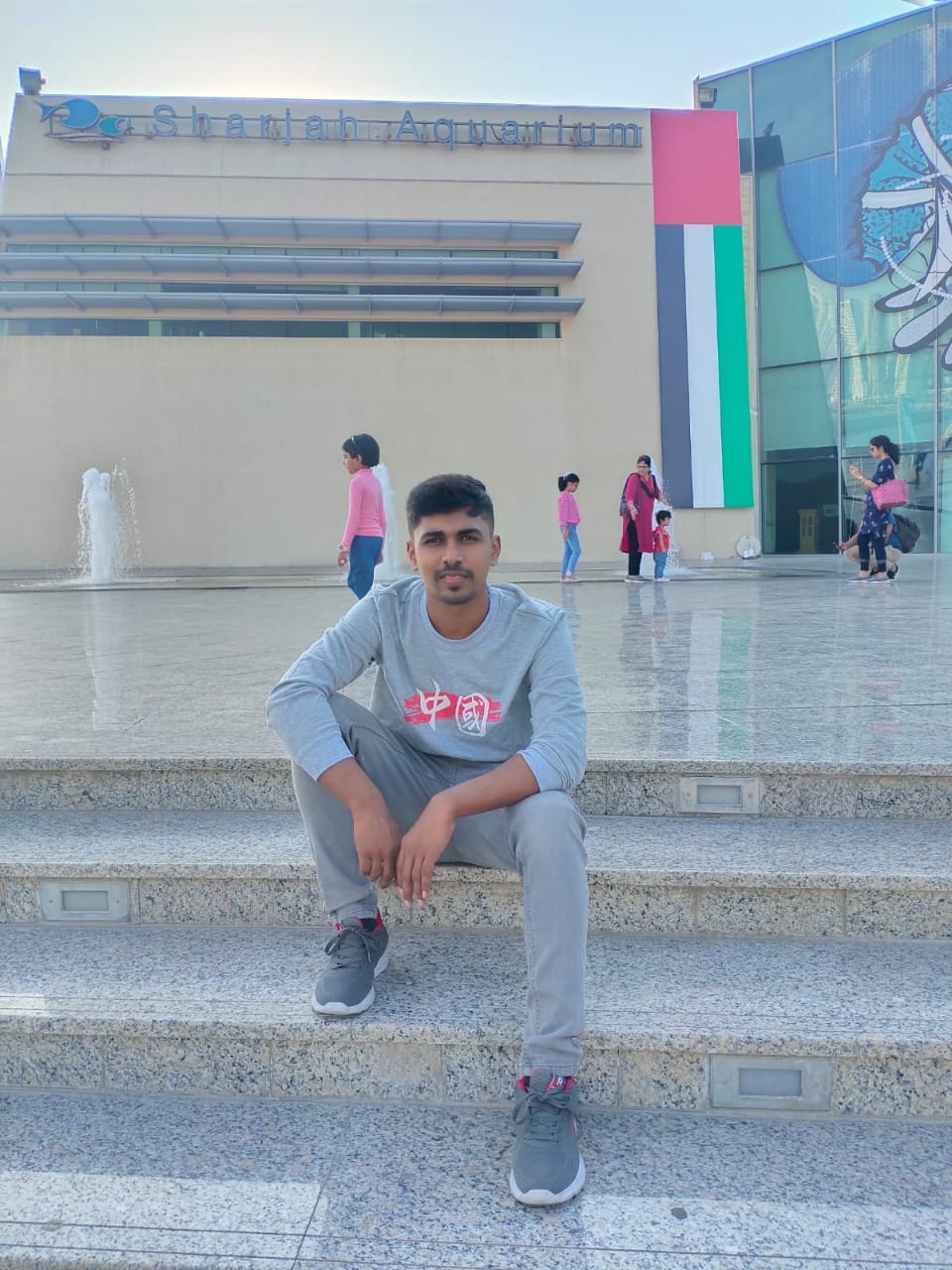 R.லோகேஸ்வரன்